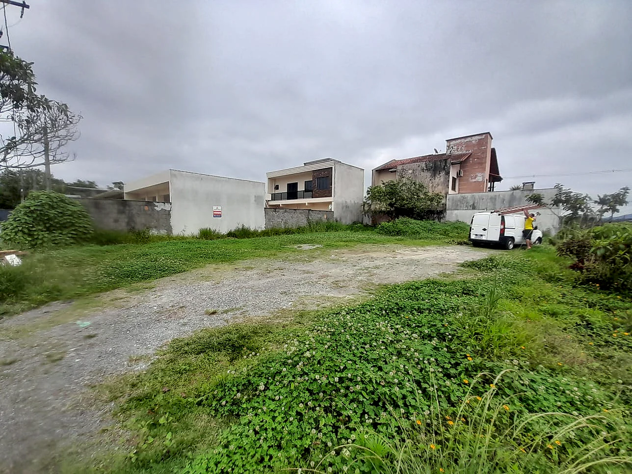 Terreno a venda no Paranaguamirim em Joinville - foto 1